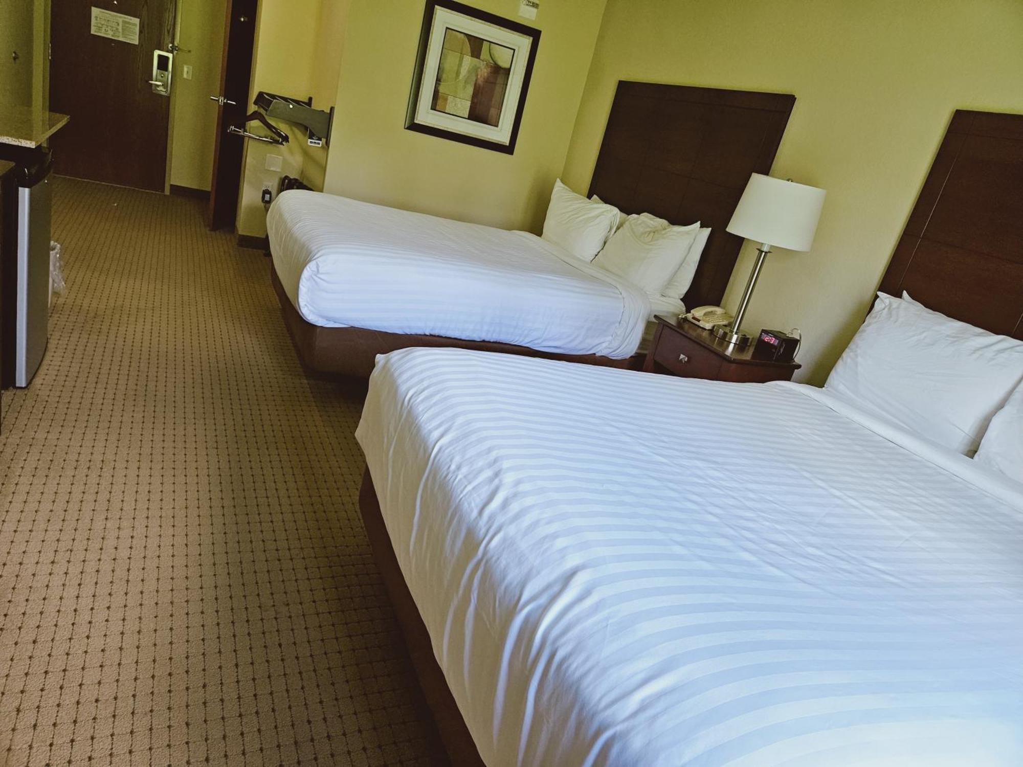 Cobblestone Inn & Suites - Bloomfield Eksteriør billede